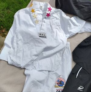 Complete Taekwondo uniform and gear